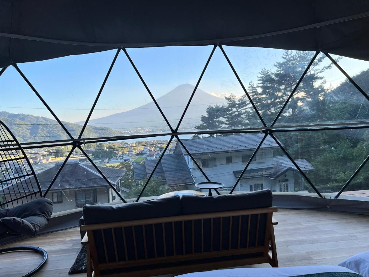 Hotel Mt.Fujiグランピングテラス　嶺乃華 Fujikawaguchiko Esterno foto